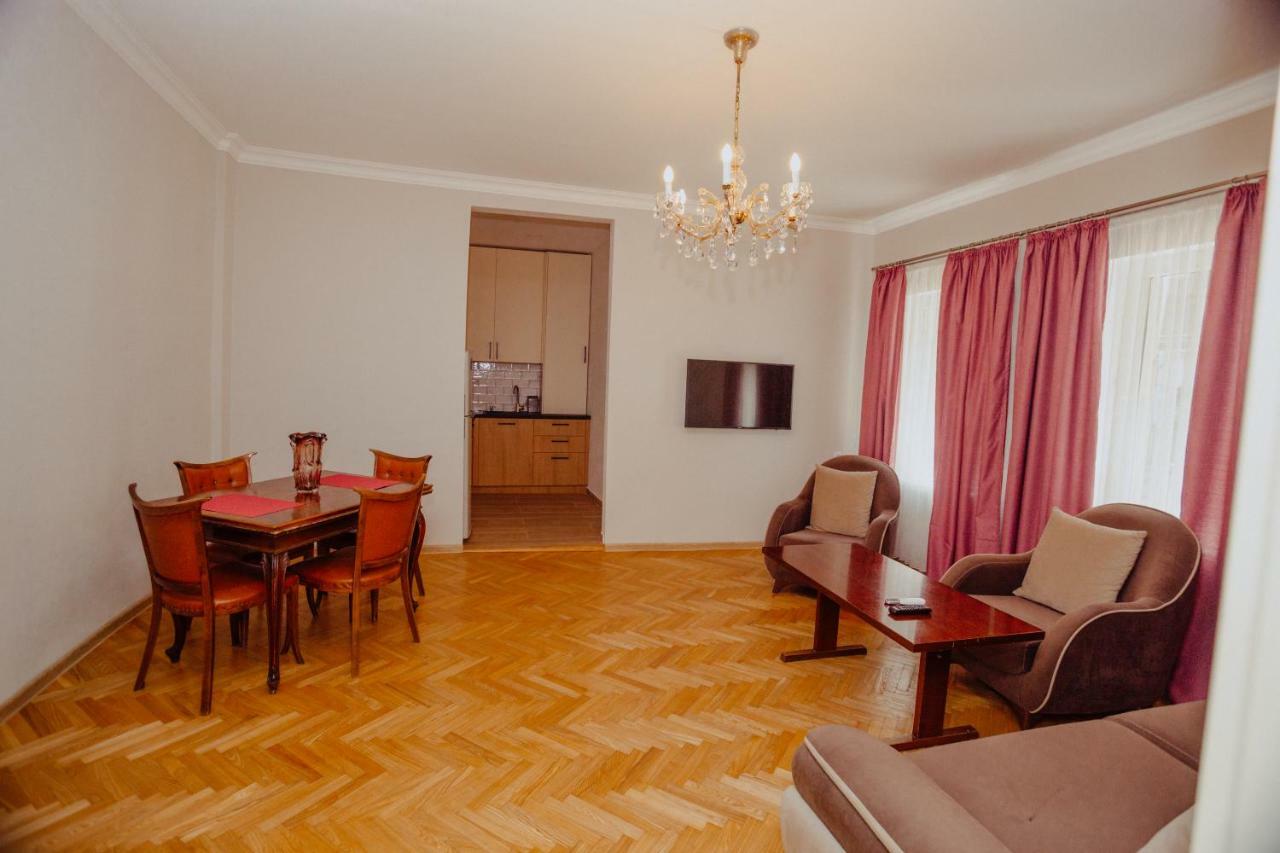 Chilling View Apartment Tbilisi Bagian luar foto